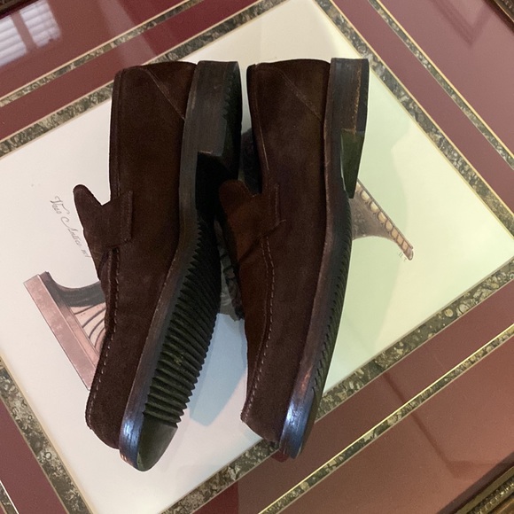 ❤️❤️To Boot of New York’s Brown suede Penny loafers in size 8. main image 5